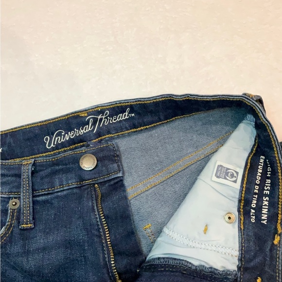 High Rise Skinny Jeans - Picture 5 of 5